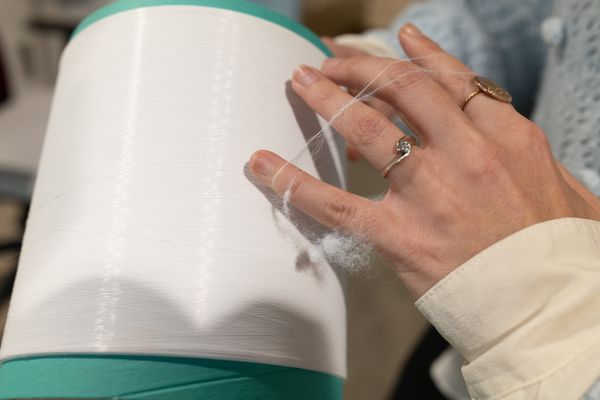 Le premier textile qui filtre et détruit les polluants de l’air