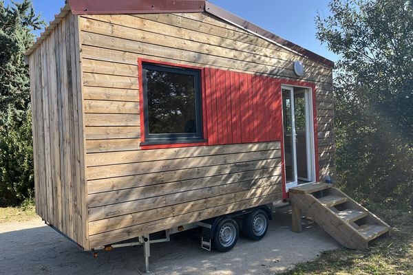 La tiny house installée dans le quartier de l'Université à Dijon (Côte-d'Or)par l'ADEFO.