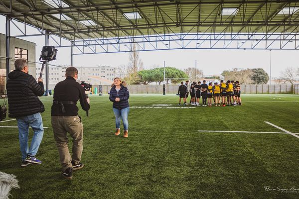 Ce premier numéro de Rugby Magazine Nouvelle-Aquitaine, présenté par Patricia Périn, est largement consacré au Stade Rochelais.