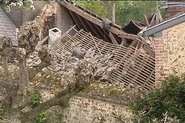 Ce qui reste de la maison après l'explosion