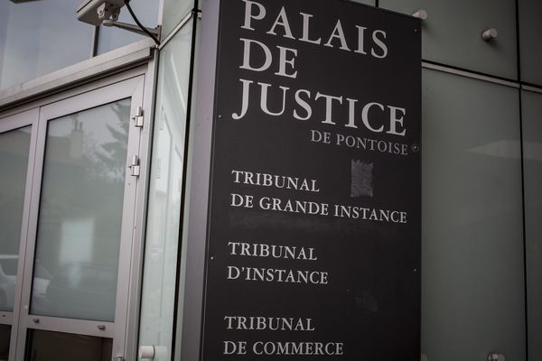 Le tribunal correctionnel de Pontoise (Val d'Oise) a remis mardi 19 juin en liberté sept suspects dans un dossier de trafic de drogue faute de juges disponibles.