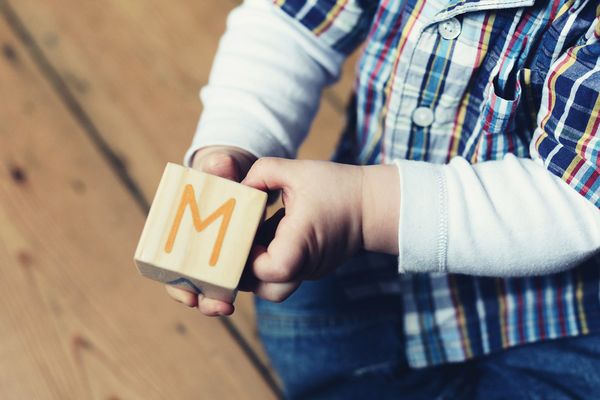 M comme maman ou mamans pour un petit garçon du Jura 