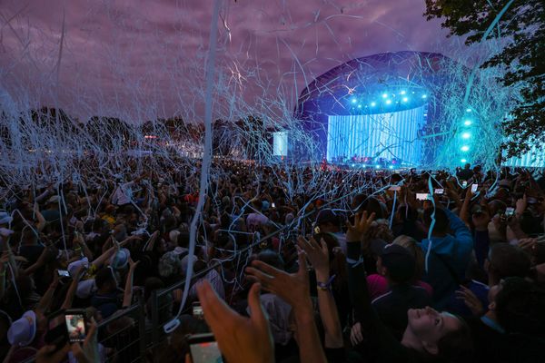 En 2025, la Grande Scène des Eurockéennes accueillera Iron Maiden. Mais nouveauté, la scène de La Plage sera également ouverte pour un autre groupe de metal.