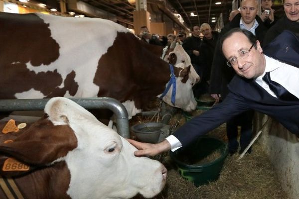 Après avoir visité le salon de l'agriculture à Paris, le 23 février 2013, François Hollande inaugurera le 22ème sommet de l'élevage de Clermont-Ferrand le 2 octobre.