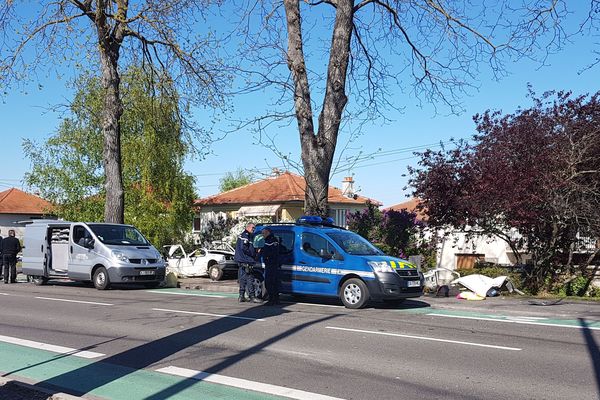 Le véhicule des victimes a été percuté par un utilitaire sur la RD 2009 à Gannat. 