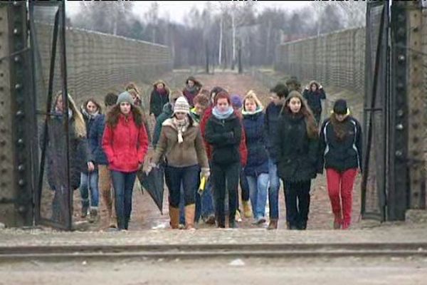 Le 14 janvier 2015, 150 lycéens bas-normands découvrent le camp de concentration et d'extermination d'Auschwitz-Birkenau