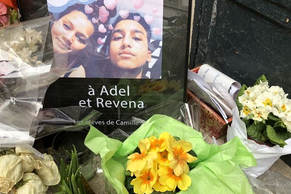 Hommage à deux victimes de l'incendie rue Erlanger (Paris XVIe) qui a eu lieu le dans la nuit du 4 au 5 février 2019.