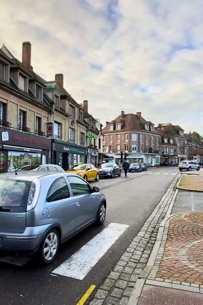 La deuxième circonscription de l’Orne est une terre rurale qui comprend le sud du pays d’Auge et le Perche ornais. C’est un territoire vaste, mais qui ne compte que 86 000 habitants.