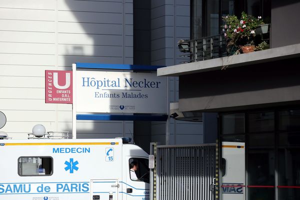 C'est à l'hôpital Necker, spécialisé dans les enfants, que Lou est décédée le 22 décembre. 