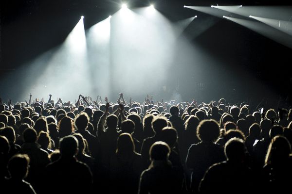 Le public va profiter pleinement de la création spéciale des 40 ans du Printemps de Bourges, ce mercredi soir, au Palais d'Auron. 