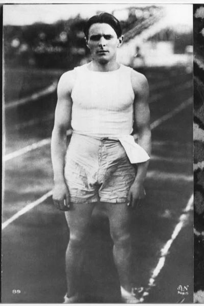 Joseph Guillemot, né au Dorat, est le champion olympique du 5000 mètres en 1920