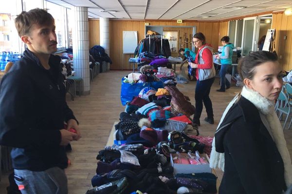 Les dons sont collectés salle des Arolles à Courchevel 1850.