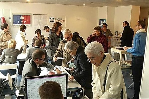 A Dijon, comme dans le reste de l'Hexagone, Le scrutin a débuté à 9h et sera clos à 18h.