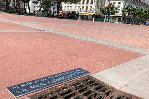 Des nouvelles plaques signalétiques ont fait leur apparition à Royan. 