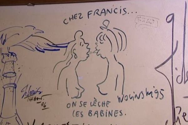 Un dessin de Wolinski sur le mur du restaurant