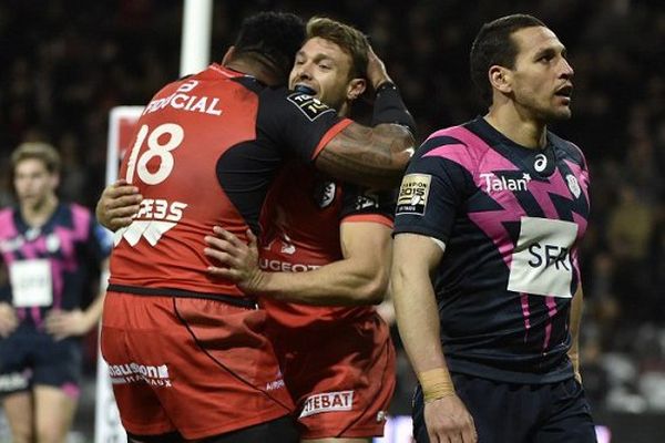 Le Stade Toulousain a renoué avec la victoire en écrasant le Stade Français.