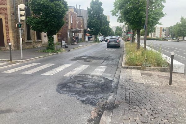 Des violences ont éclaté dans la nuit de mardi et mercredi dans le quartier de la Ronde-Couture à Charleville-Mézières