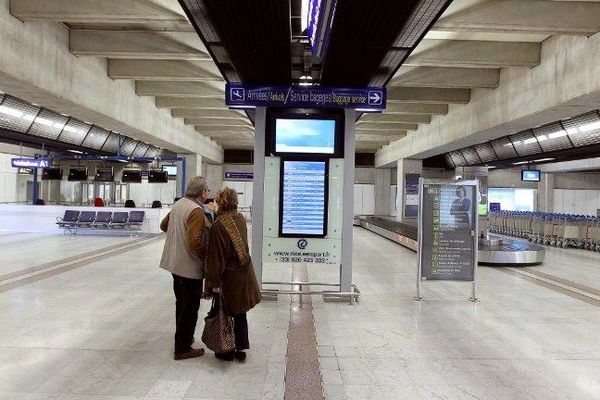 Aéroport de Nice: image d'archive