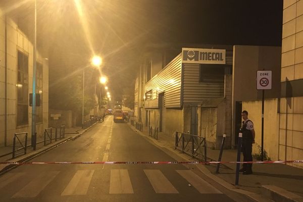 Un incendie, à Aubervilliers, le 19 août 2018.