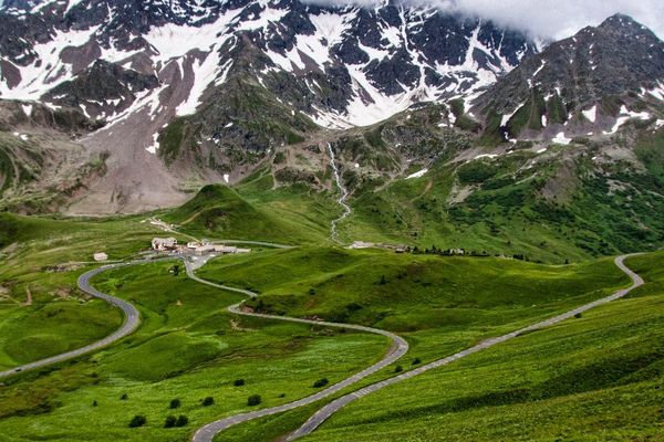 Les pelouses du col du Galibier, dont une parcelle de 40m2 sera prélevée ce mercredi. 