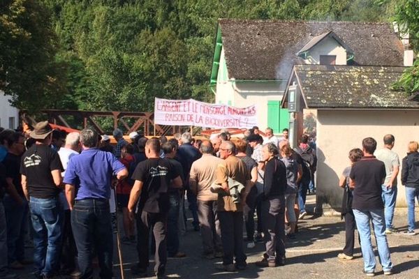 Manifestation des anti-ours à Etsaut le 29 aoû dernier.