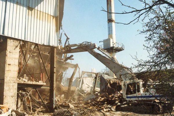 L'incinérateur de Vaux-le-Pénil, en Seine-et-Marne, en 2003.