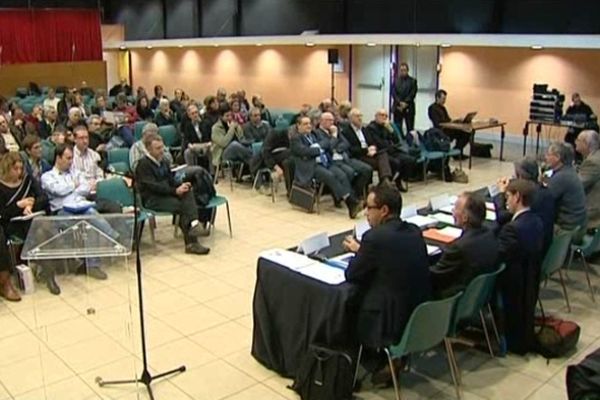 Une réunion sur le nucléaire des centrales de Paluel et Penly était ouverte pour la première fois au public.