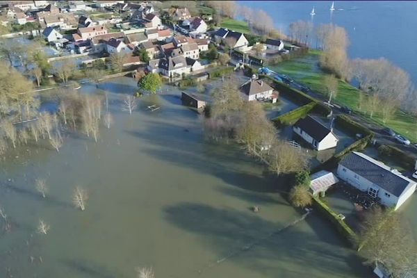 Les inondations à Tourville-la-Rivière début février 2018