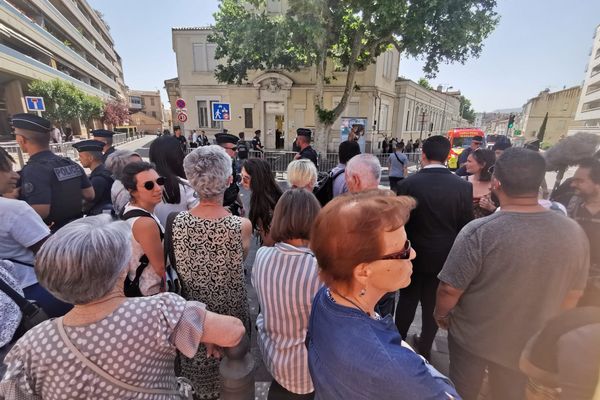 Emmanuel Macron à l'école Menpentin à Marseille jeudi 2 juin.