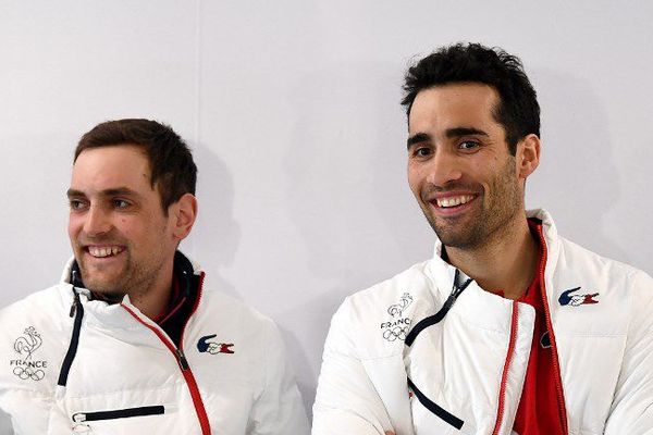 Martin Fourcade (à droite) sera porte drapeau de la délégation Française aux JO d'hiver le 9 février 2018 à Pyeongchang