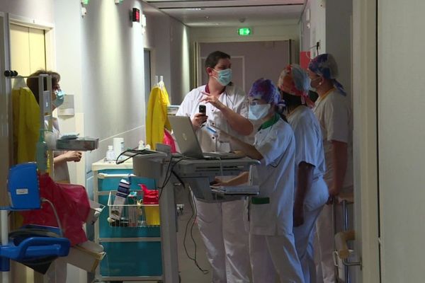 On est proche des chiffres du printemps 2020 au service de réanimation du CHD Vendée en matière de patients Covid.