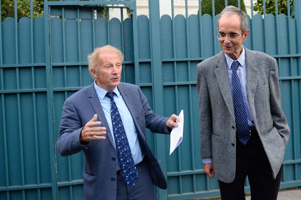 Gérard Feldzer, à gauche, et Michel Badré, médiateurs nommés par le gouvernement au sujet de Notre-Dame-des-Landes