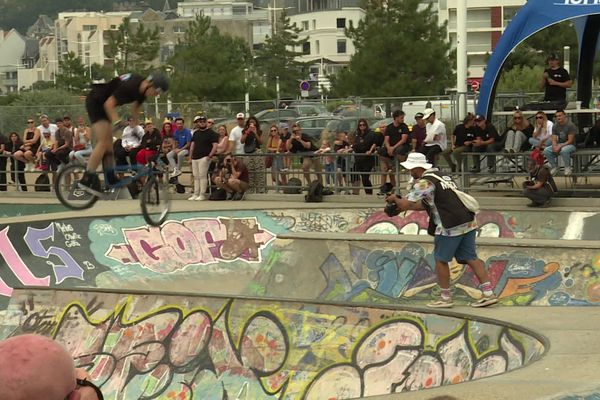 Lors de la venue de la Fise Xperience Series 2024 au Havre, le BMX a attiré les foules.