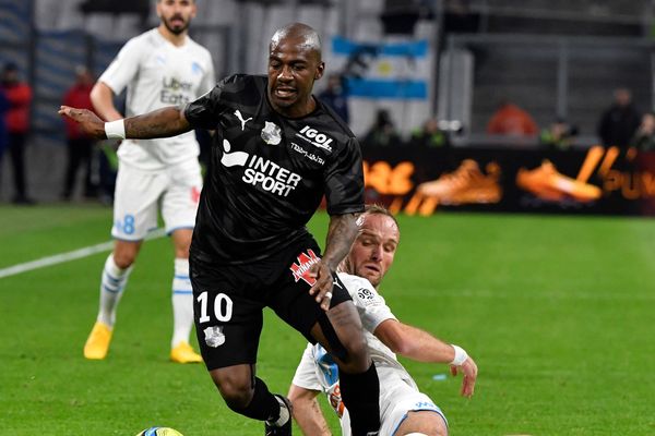 Gaël Kakuta sous le maillot d'Amiens, contre Marseille, le 6 mars dernier.