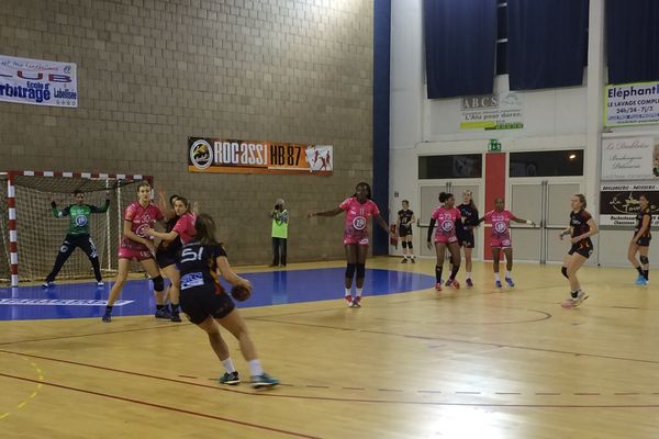 Sur leur parquet, les filles du ROC-ASSJ se sont bien battues