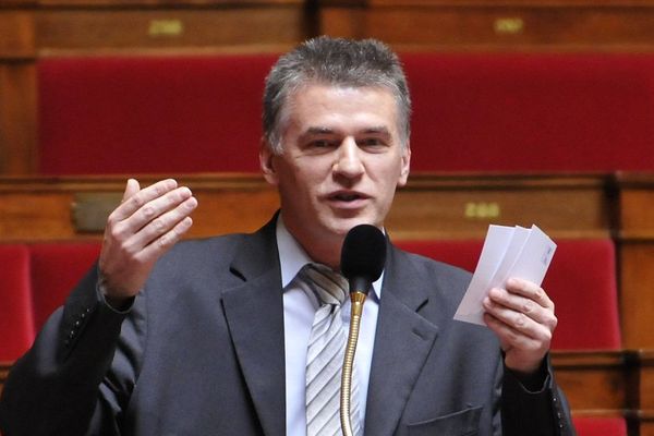 Philippe Folliot, dans l'hémicycle de l'Assemblée Nationale.