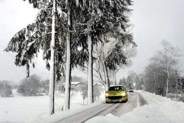 De la neige à très basse altitude, dans le département de l'Ariège est prévue vendredi 19 mars 2021.