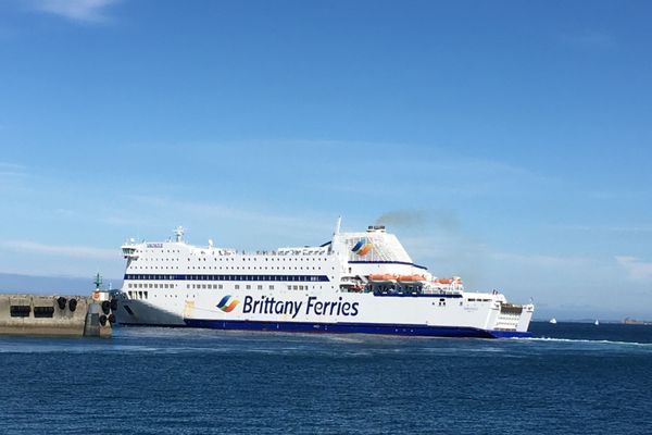 Dernier bateau à quitter le port de Roscoff vendredi avant la quatorzaine, l'Armorique part pour Plymouth.