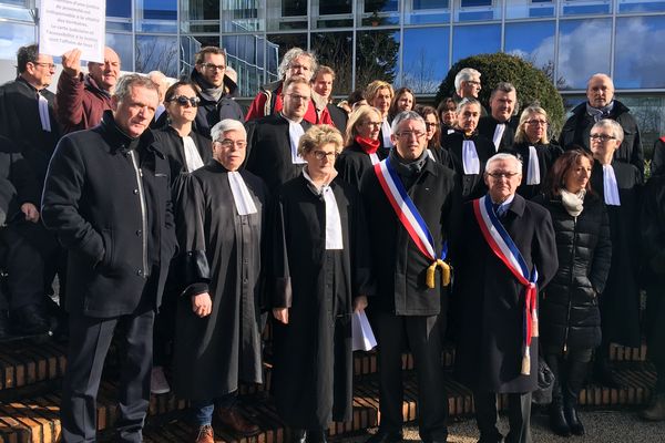 Pas d'affaire jugée ce lundi 12 février au tribunal de Montbéliard. Les avocats protestent contre la réforme de la carte judiciaire. (Montbéliard, le 12/02/2018).