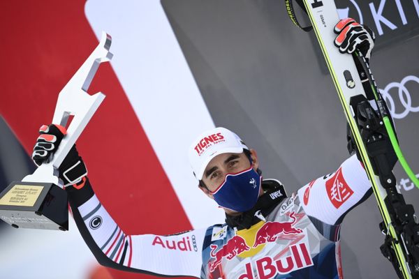 Johan Clarey, fier de sa deuxième place décrochée pour la redoutable descente de Kitzbühel, en Autriche. 