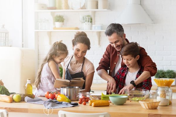 S'organiser pour cuisiner et prendre du temps en famille