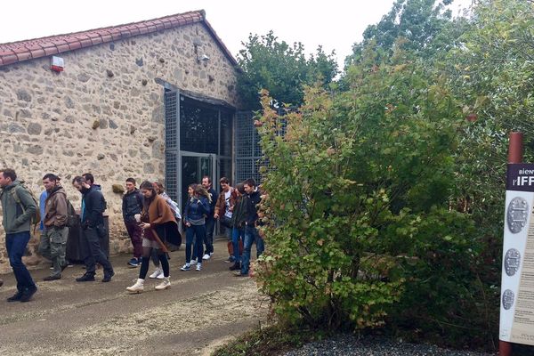 27 étudiants sont inscrits cette année à l'Iffcam (Institut Francophone de Formation au Cinéma Animalier) près de Ménigoute dans les Deux-Sèvres.