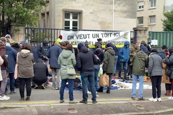 L'inter-collectifs "Personne à la rue" mobilisé à Nantes ce 13 janvier 2024 en faveur des sans-abris