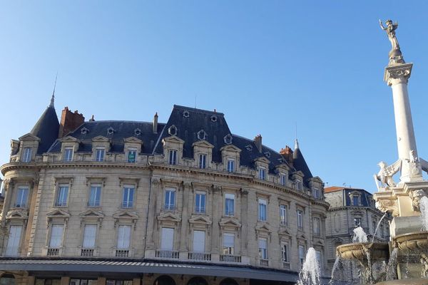 La ville de Valence instaure un couvre feu de 21h à 06h pour faire respecter les mesures de confinement. Photo d'archive.