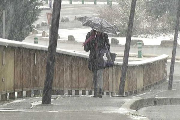 Il neigeait fort à Melun, ce matin