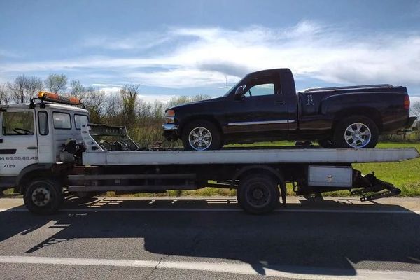 Pickup en excès de vitesse mis en fourrière par les gendarmes du Gard