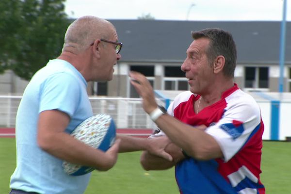 Le rugby, c'est bon pour la santé, surtout si, en plus, on rigole sur le terrain.