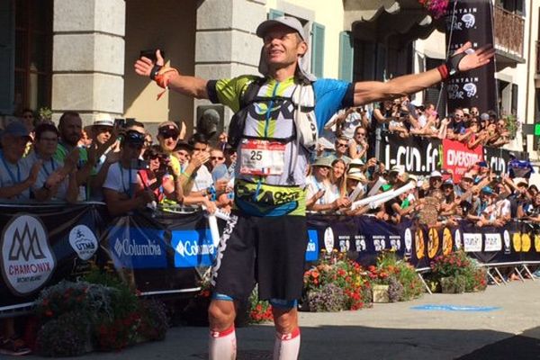 L'Ultra-Trail du Mont-Blanc a été remporté ce samedi 27 août par le Français Ludovic Pommeret, moins de 24 heures après son départ.