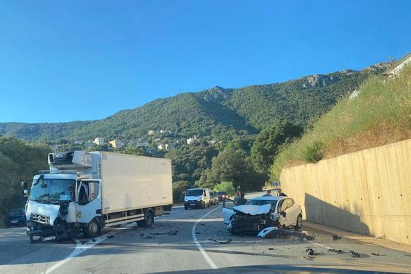 L'accident a eu lieu vers 8h15 ce mardi matin.