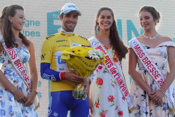 Le Français Johan Le Bon photographié après sa victoire dans le prologue du Tour de l'Ain, mardi 7 août.